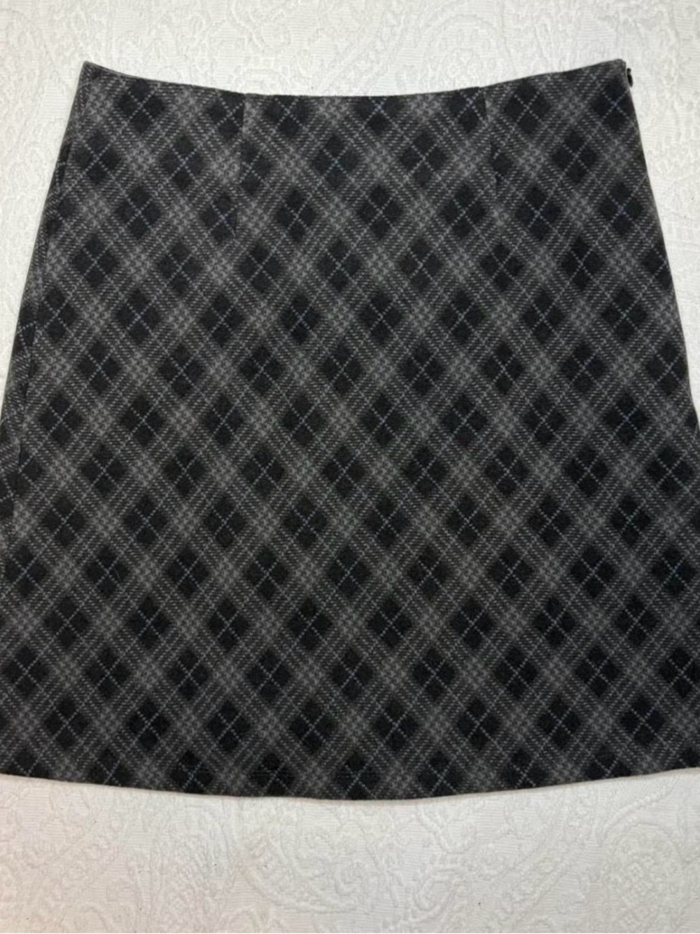 Eggka thick plaid grey monochrome midi skirt